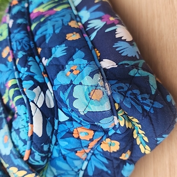 Retired Vera Bradley Midnight Blue Hipster - Picture 9 of 15